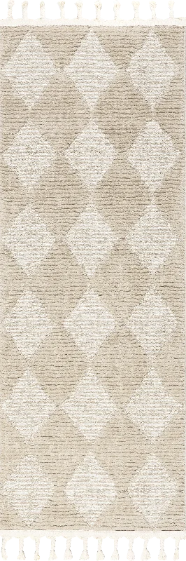 Aylin Diamond Tasseled Rug | Beige